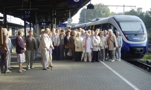 Auf Bahnsteig 5 des Osnabrcker Hauptbahnhofes starteten 54 Senioren zum Haller-Willem-Test.