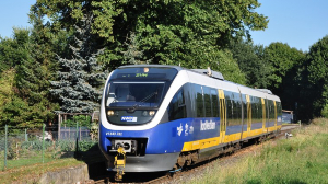 Zug dieses Typs will die Nordwestbahn am 29. September auf die Schiene bringen. Die Sonderfahrten sollen zeigen, wie die Tecklenburger Nordbahn zwischen Osnabrck und Recke verkehren knnte  allerdings deutlich langsamer.Foto: Ralf Tyborczyk/Nordwestbahn